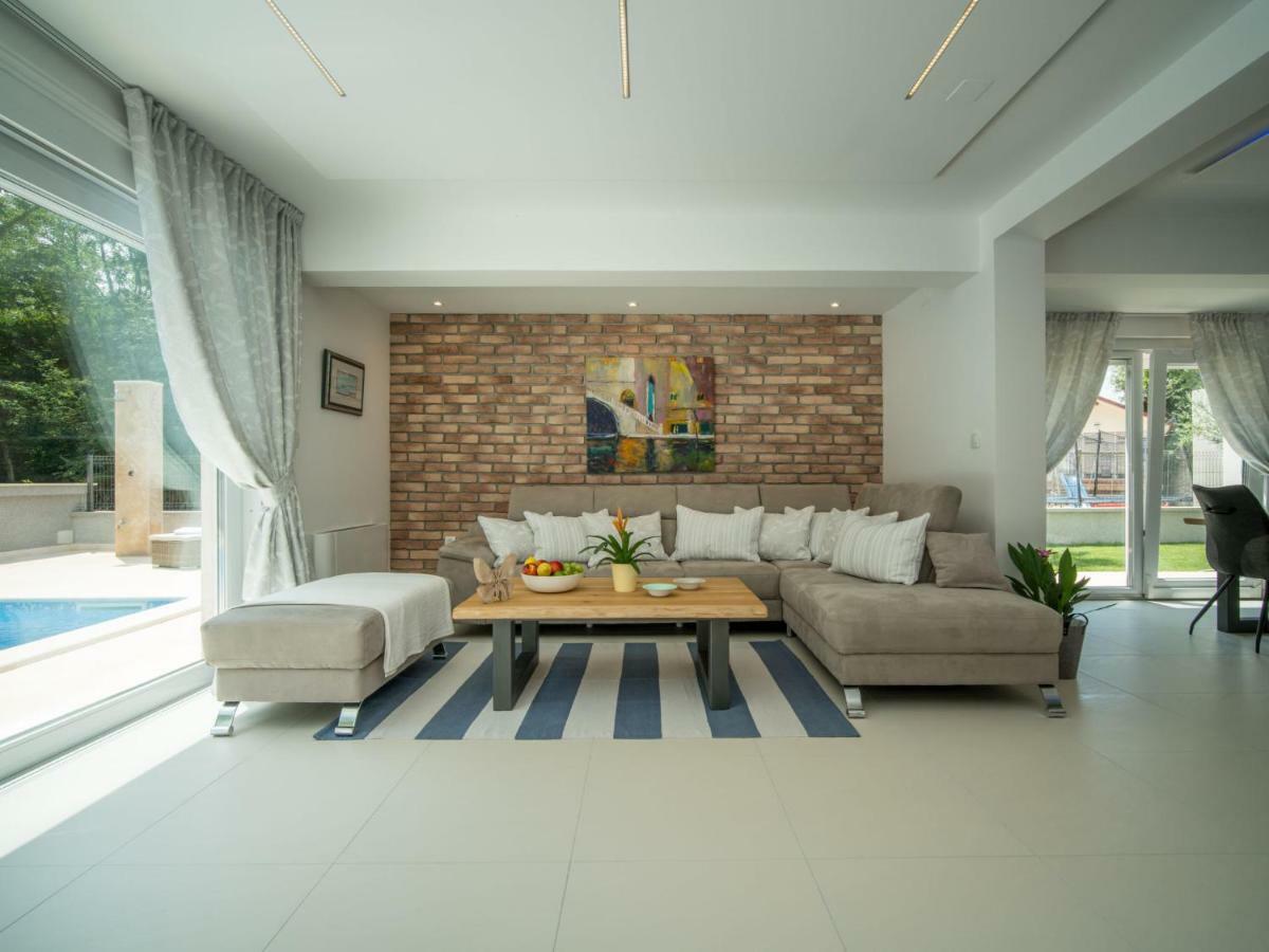 Holiday Home Andela By Interhome Dobrinj Buitenkant foto