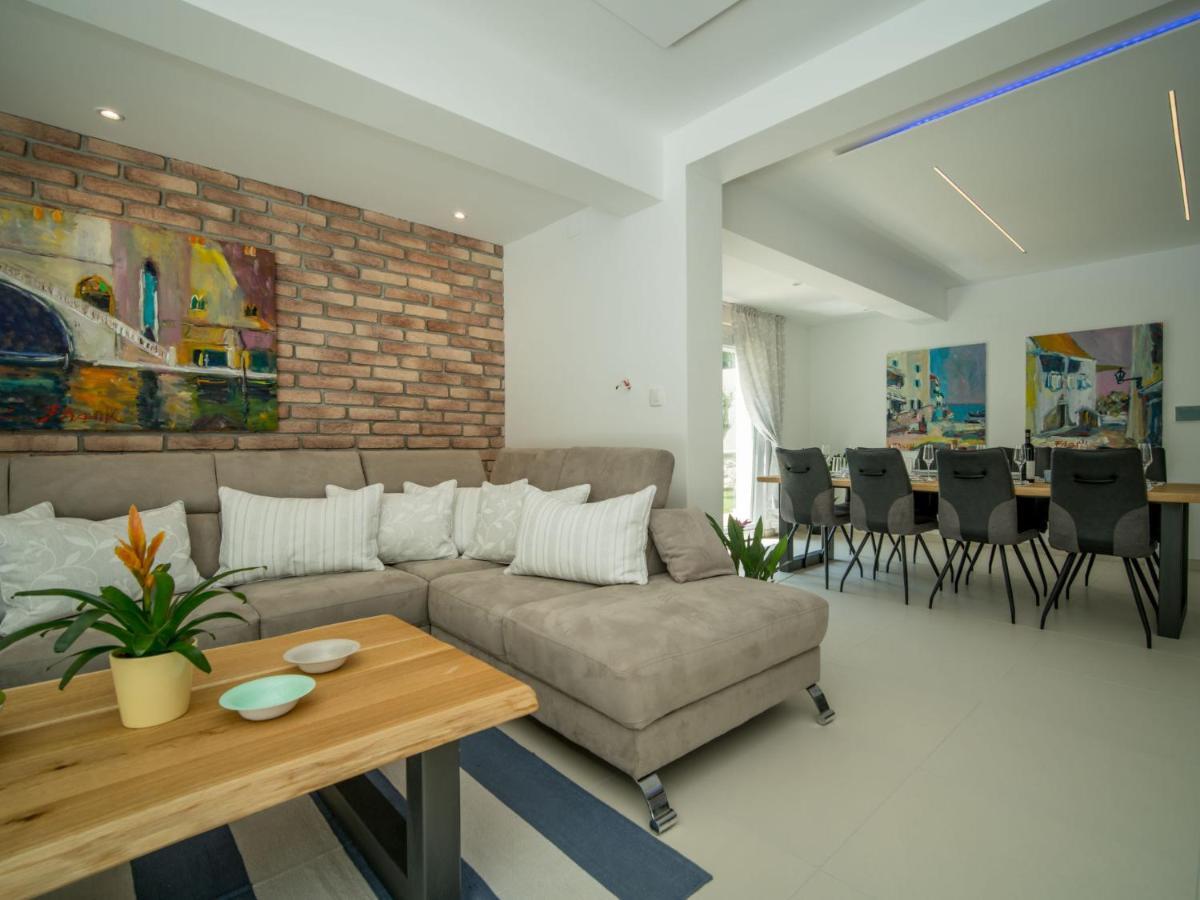 Holiday Home Andela By Interhome Dobrinj Buitenkant foto